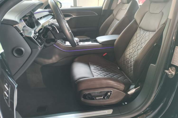 Used Audi A8 2022 A8L 50 TFSI quattro Comfort Edition Collector's Model
