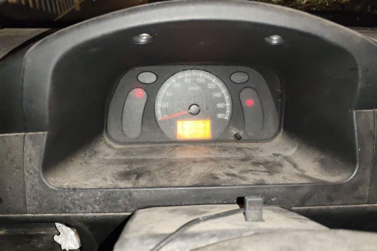 Used Wuling Zhiguang 2015 1.2L Practical LS-I Model