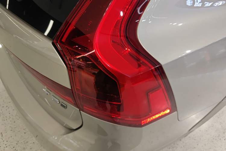 Used Volvo V90 2019 Cross Country T5 AWD Smart Range Version China V Standard
