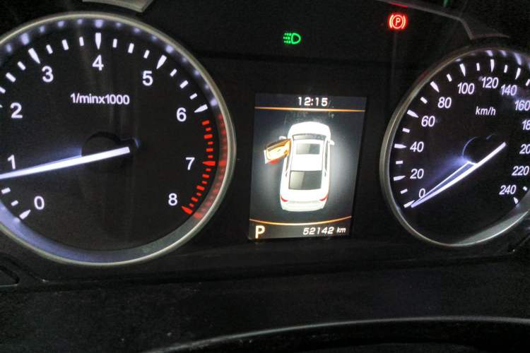 Used Geely Auto Emgrand GT 2015 Diplomatic Limited Edition 1.8T Premium Model
