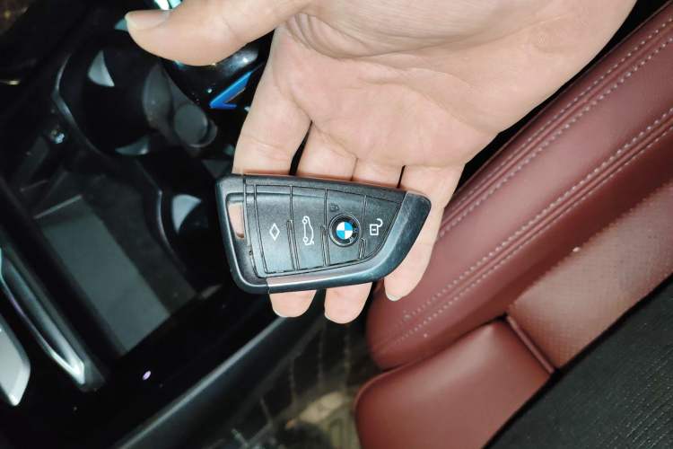 Used BMW iX3 2023 Leading Model