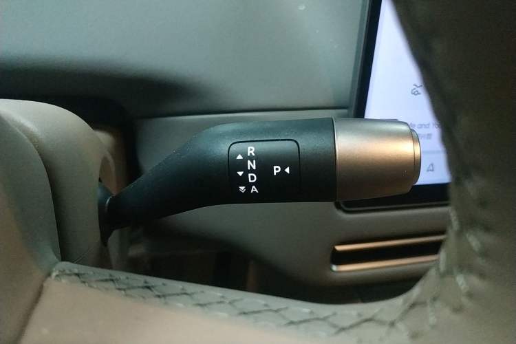 Used Li Auto Li Auto i6 2025 Model Two-Wheel-Drive Standard Type
