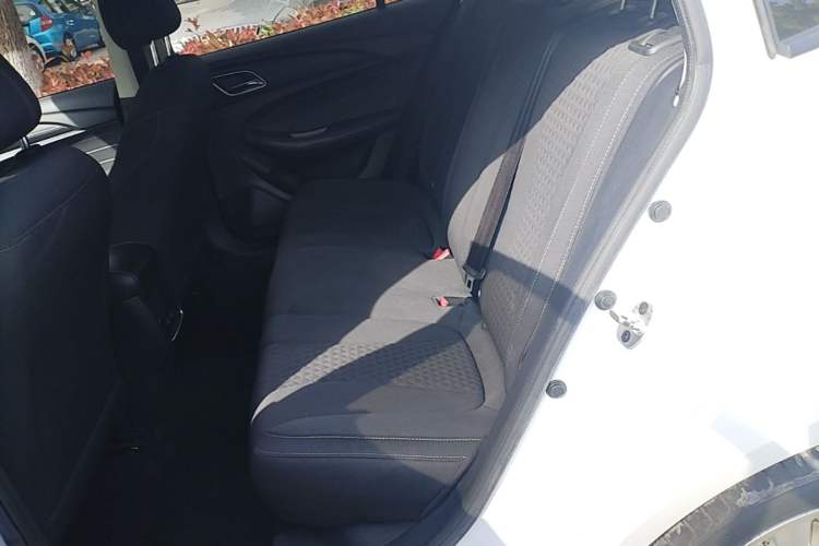 Used Roewe i5 2020 1.5L Automatic 4G Connected Linghao Edition