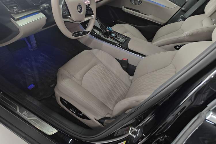 Used BYD Han 2024 DM-i Glory Edition 121KM Prestige Model