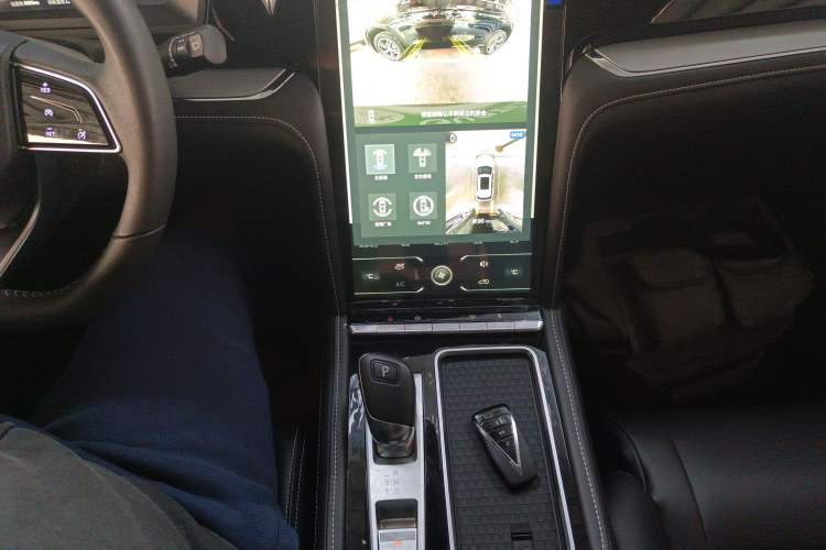 Used Venucia Star 2023 260T Starful Achievement Edition Pro