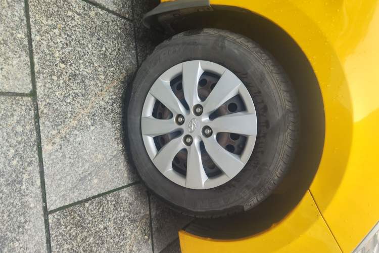 Used Hyundai Verna (older generation) 2010 Sedan 1.4L Automatic Comfort Model GS
