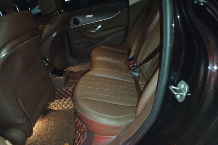 Used Mercedes-Benz E-Class New Energy 2022 Restyled E 350 e L Plug-in Hybrid Sedan
