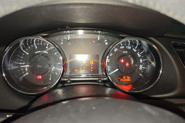 Used Peugeot 3008 2016 2.0L Automatic Trend Edition Instrument Cluster