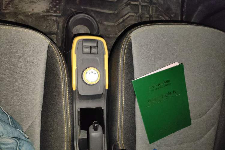 Used Chery QQ Ice Cream 2022 120km Milkshake Phosphate Lithium-Iron