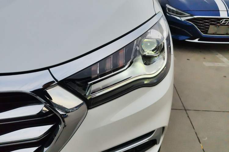 Used JETOUR X90 2019 1.5T DCT Smart Enjoyment Version 5 Seats China VI Standard
