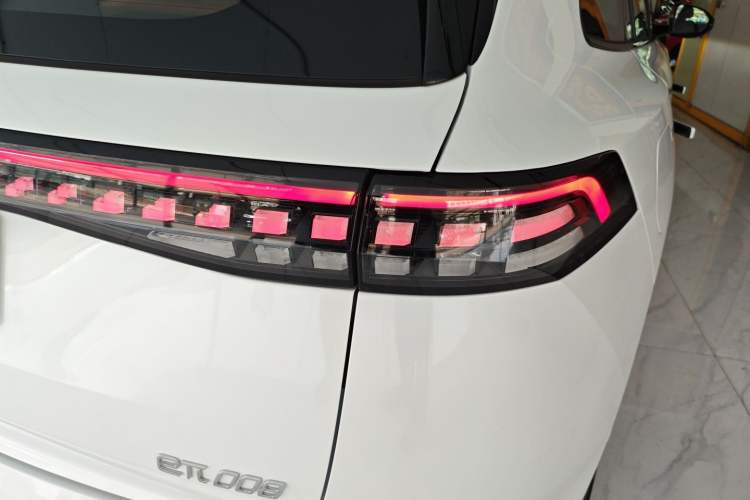 Used Dongfeng eπ eπ008 2025 210 Ultra LikeYi Edition 5-Seater