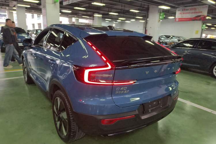 Used Volvo C40 2024 Long-Range PRO Version