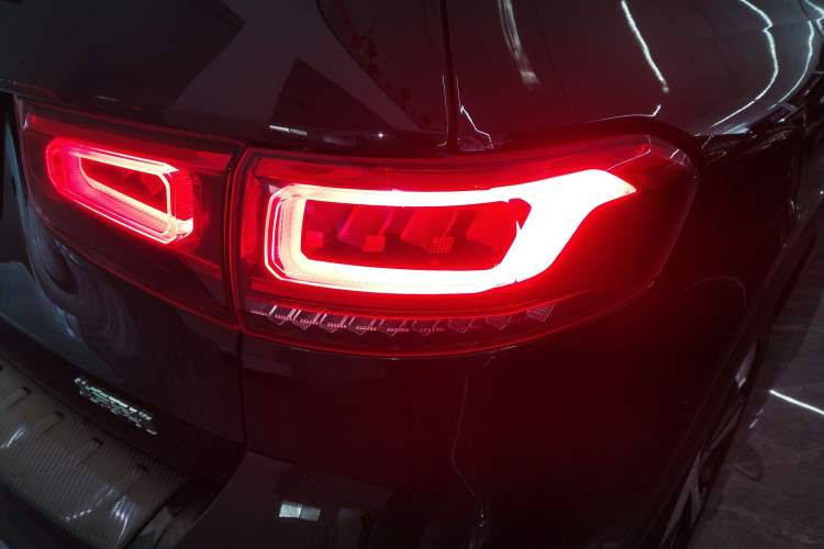 Used Mercedes-Benz GLB 2021 GLB 200 Fashion Model Right Rear Taillight