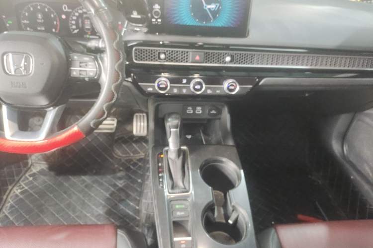 Used Honda Integra 2023 HATCHBACK 240TURBO CVT Phantom Night Deluxe Edition Gear Lever