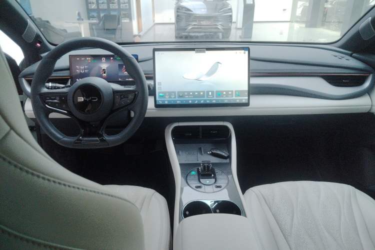 Used BYD Seal 06GT 2025 Intelligent Driving Version 605 Heatwave Edition Center Console