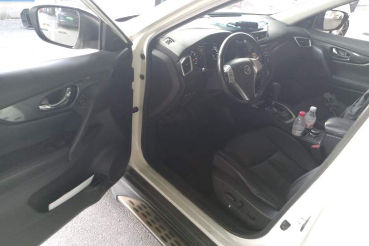 Used Nissan X-Trail 2014 2.5L CVT Luxury Edition 4WD