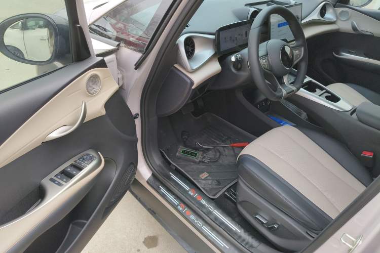 Used BYD Dolphin 2025 Intelligent Driving Version 410 km Fashion Edition