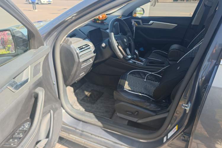 Used BYD Qin Pro 2020 Beyond Edition 1.5TI Automatic Flagship Version Driver Seat