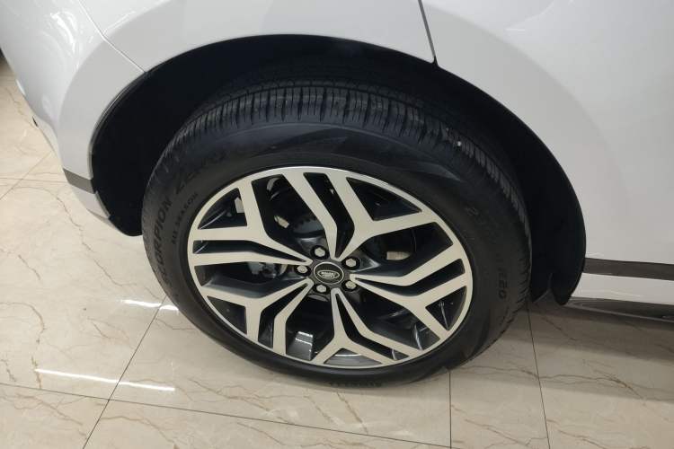 Used Land Rover Range Rover Evoque 2022 Aurora L 249 PS R-Dynamic Luxury Edition
