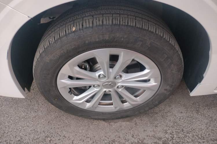 Used Wuling Jiachen 2022 1.5T Manual Comfort & Dynamic Version
