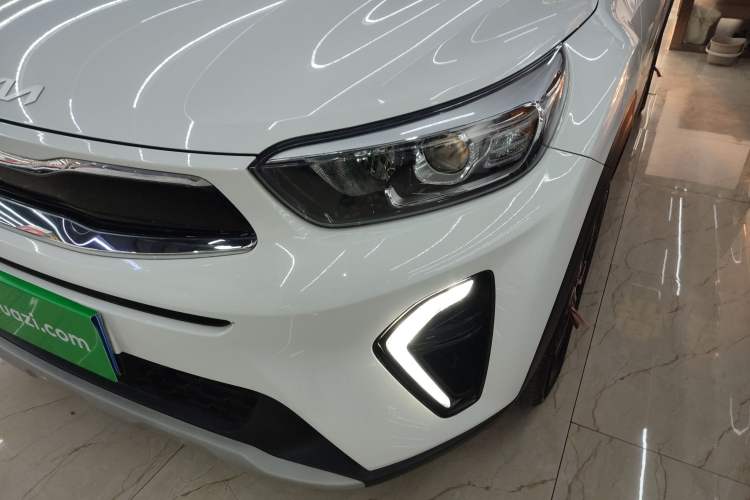 Used Kia kx1 Stonic 2021 1.4L CVT Fun Edition Left Front Headlight