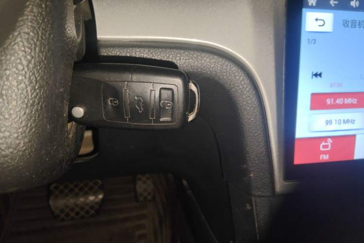 Used Volkswagen Lavida 2013 Revised Classic 1.6L Automatic Fashion Edition Interior 1