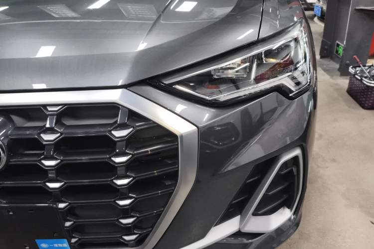 Used Audi Q3 2021 35 TFSI Fashion Dynamic Model