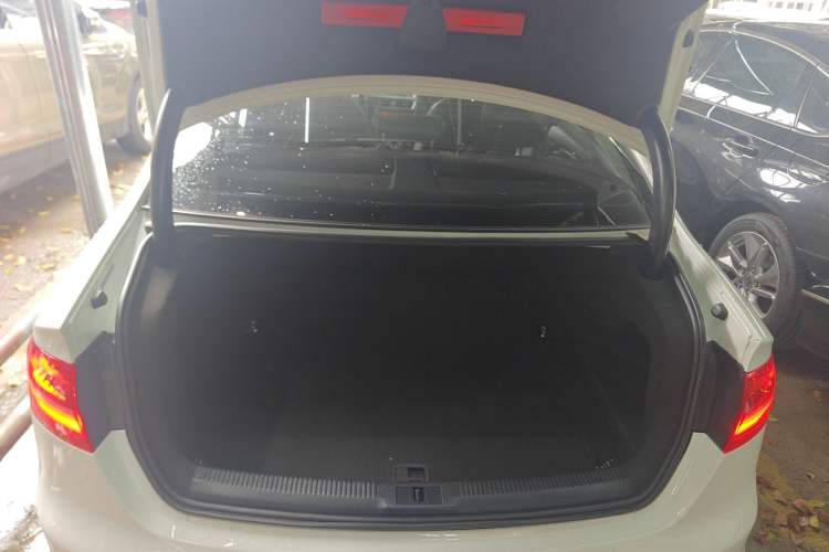 Used Audi A4L 2016 35 TFSI Collection Edition S line Comfort Model
