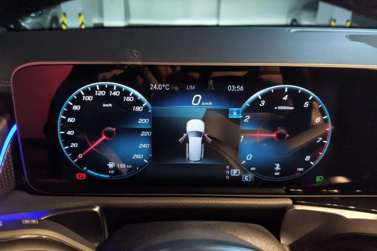 Used Mercedes-Benz GLB 2020 Updated GLB 200 Dynamic Edition Instrument Cluster