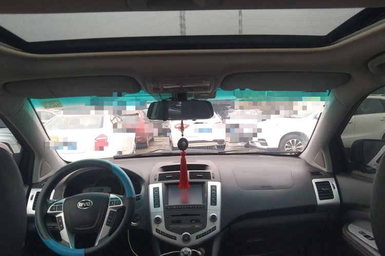 Used BYD S6 2014 1.5TI Manual Luxury 5-Seater Headliner