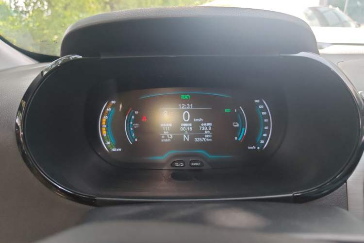 Used Chery New Energy Little Ant 2022 Sweet Pink Edition Half-Sugar Version Lithium Iron Phosphate 30 kW 301 km