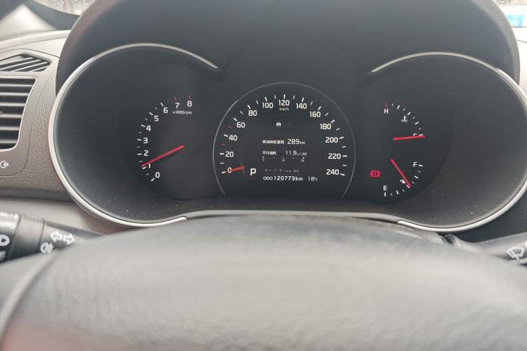 Used Kia Sorento 2013 2.4L 5-Seater Gasoline Comfort Version China IV Standard
