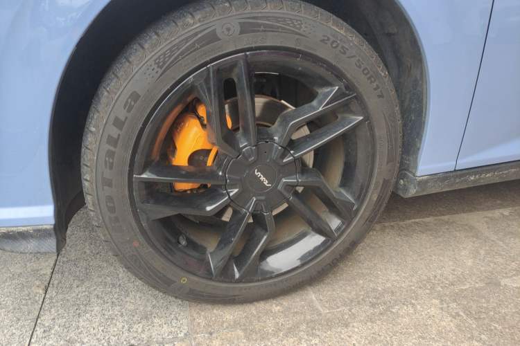 Used Dongfeng Aeolus Yixuan 2023 Mach Edition 1.5T Automatic Champion Version Left Front Wheel Hub