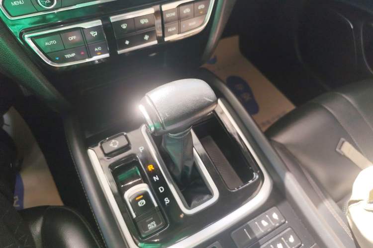 Used GAC Trumpchi GS8 2017 320T Two-Wheel Drive Luxury Smart Connectivity Version (7 Seats)