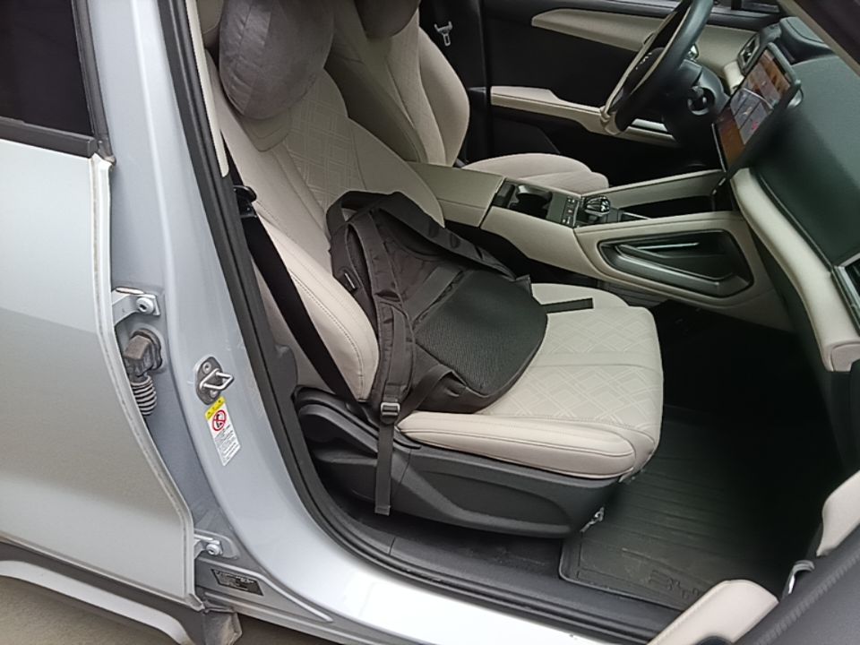 BYD Yuan UP 2024 401KM Leading Edition — снимка 19