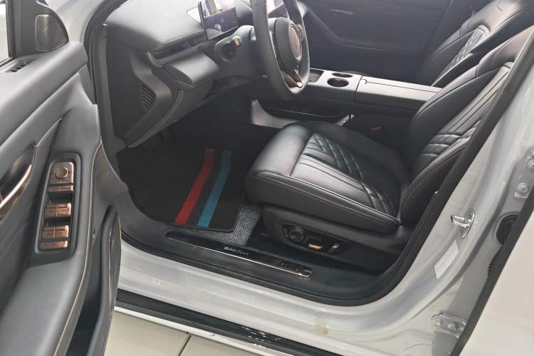 Used Baojun Enjoy 2025 All-Electric 600km Luxury Edition