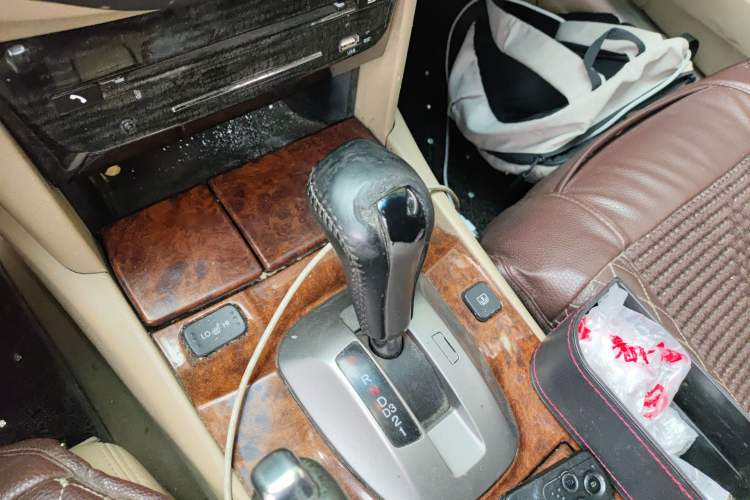 Used Honda Accord 2011 2.4L EX Gear Lever