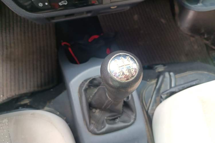 Used Jinbei Hiace X30 2020 1.5L Van Super-Enjoyment Model China VI Standard SWC15M Gear Lever