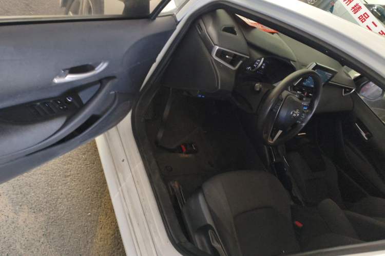 Used Toyota Levin 2021 185T CVT Luxury Edition Driver Seat