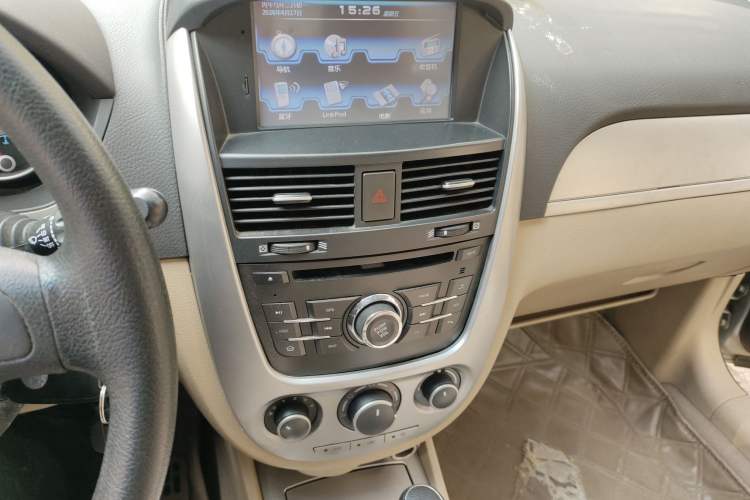 Used Buick Excelle 2013 1.5L Automatic Classic Model
