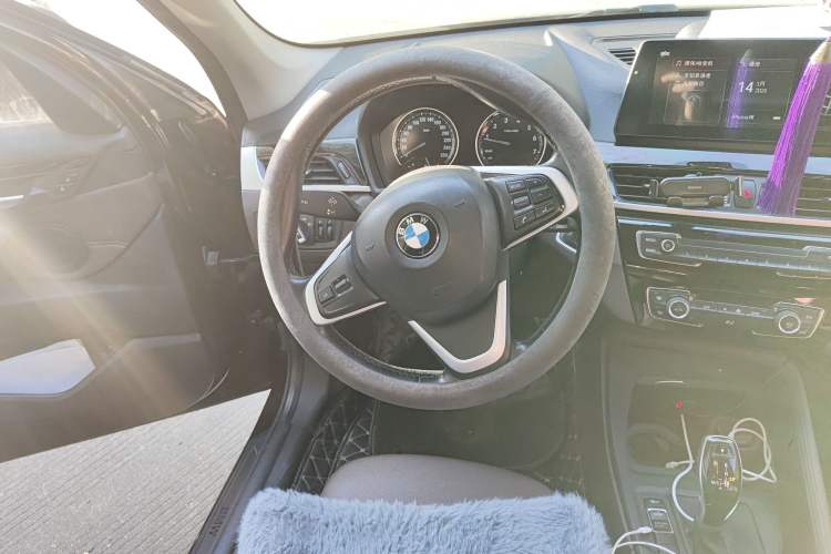 Used BMW X1 2020 sDrive25Li Leading Model
