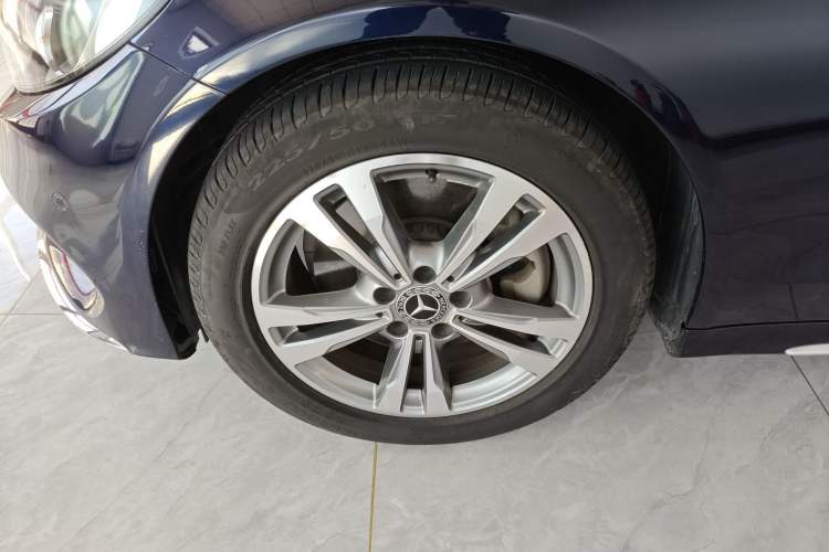 Used Mercedes-Benz C-Class 2018 C 200 L Sport Edition Left Front Wheel Hub