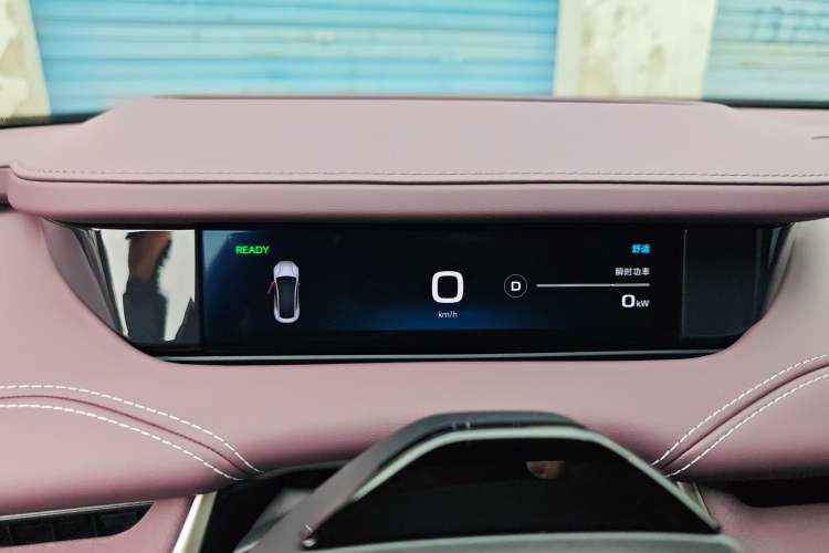 Used Xiaomi Auto SU7 2024 Four-Wheel Drive Ultra-Long Range Advanced Intelligent Driving Max Edition