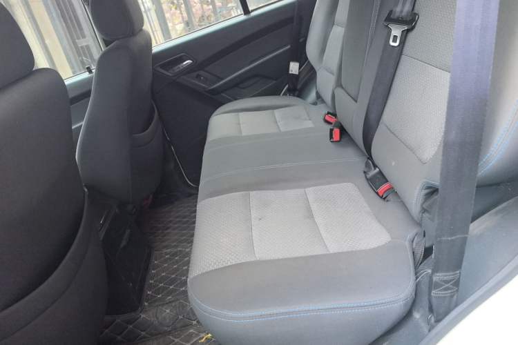 Used Leopaard Q6 2015 2.4L Manual 4x4 Excellence Edition