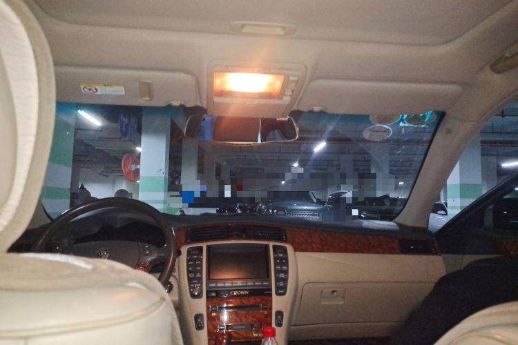 Used Toyota Crown 2007 3.0L Royal Saloon Navigation Headliner