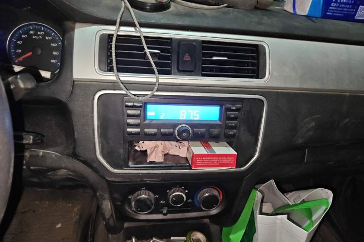 Used CHANGAN KAICHENG Shenqi F30 