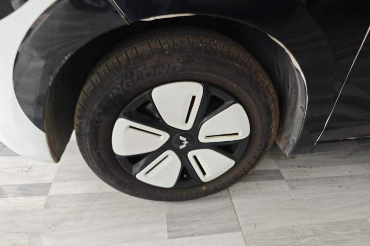 Used Wuling Hongguang MINIEV 2025 Four-Door Version Zhenxiang+ Edition Exterior 4