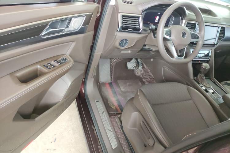 Used Volkswagen Viloran 2020 330TSI Business Edition