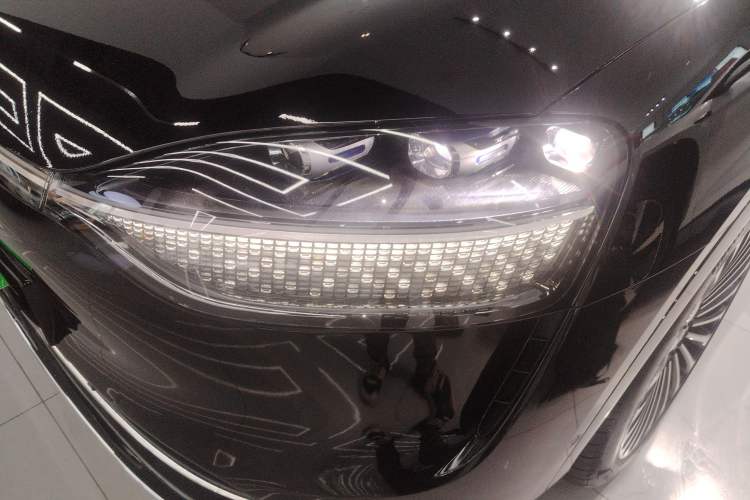 Used Hima AITO M9 2024 Range-Extended Ultra Version 52 kWh 5-Seater Model Left Front Headlight