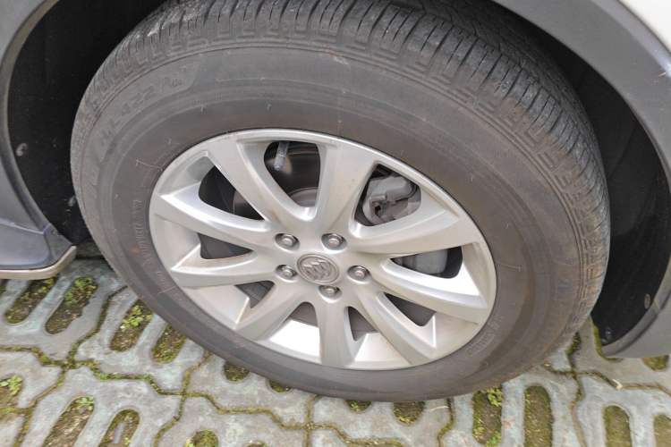 Used Buick Envision 2018 20T Two-Wheel-Drive Elite Model